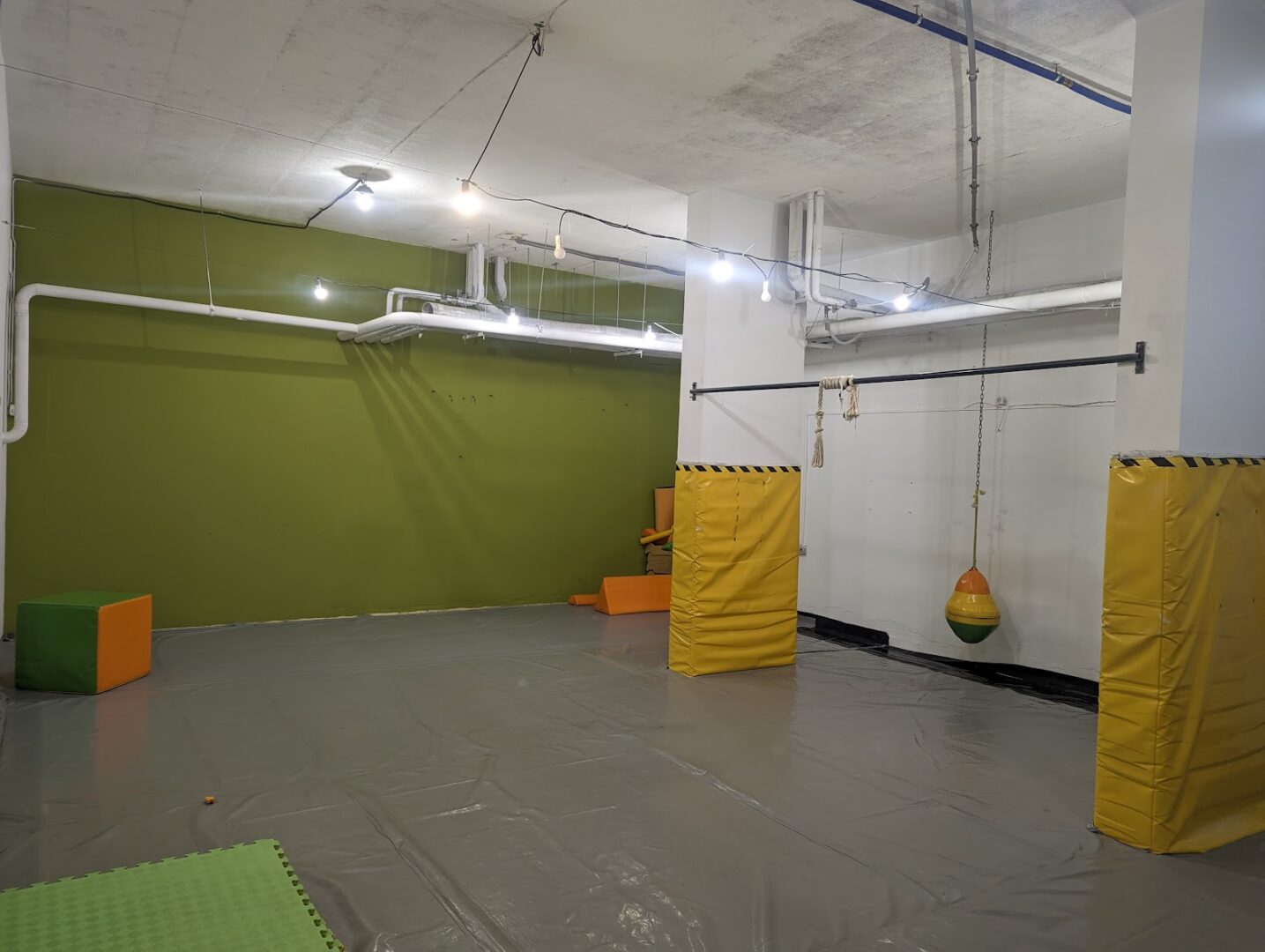 карате в Київ Позняки